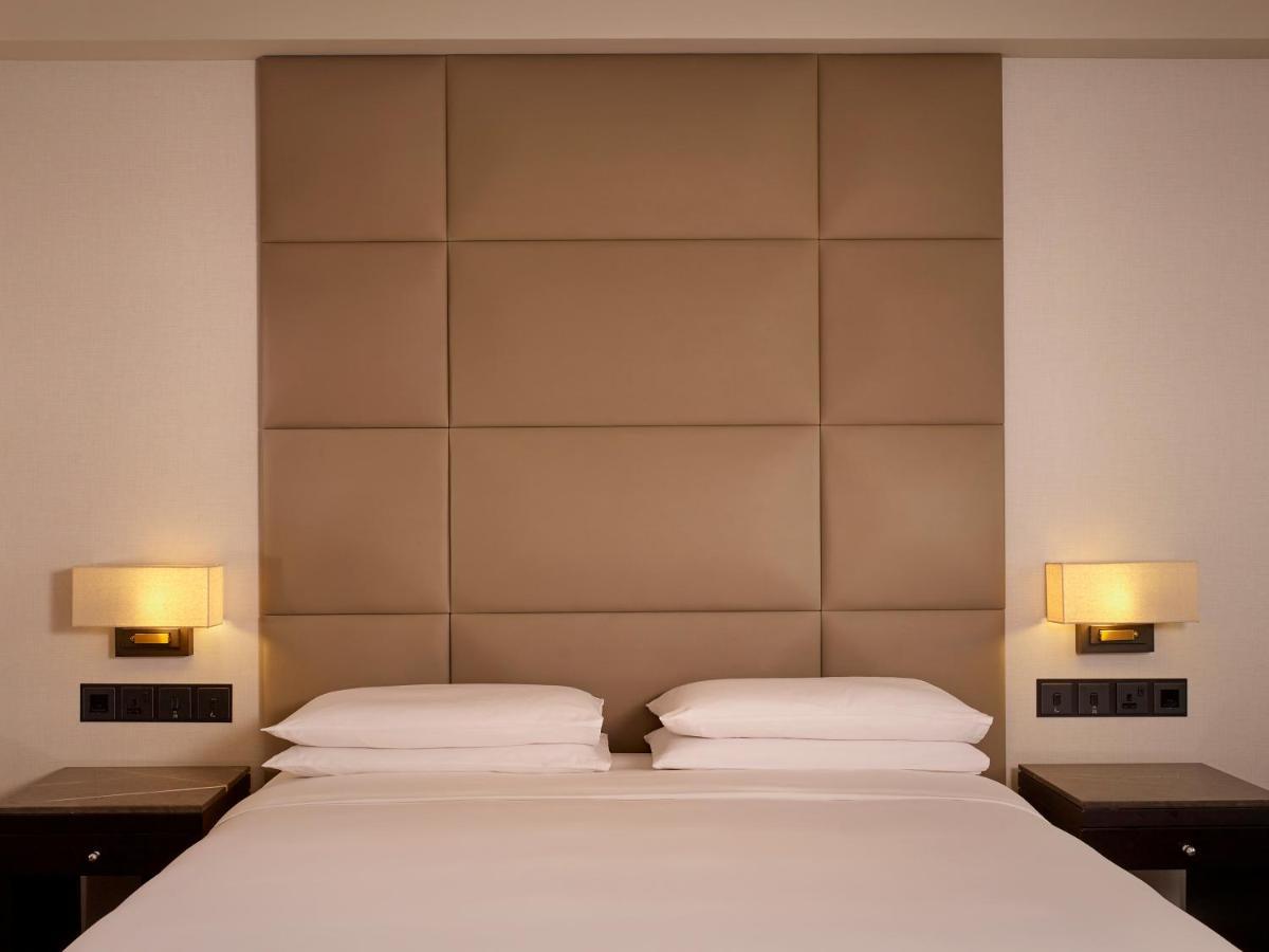 Hyatt Regency Al Kout Mall Kuwait City Eksteriør billede